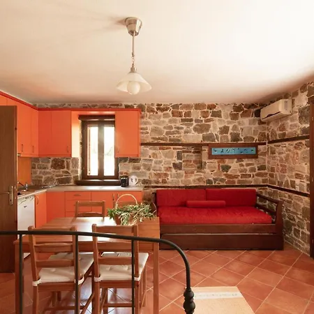 Alexis New * Chrysi Ammoudia